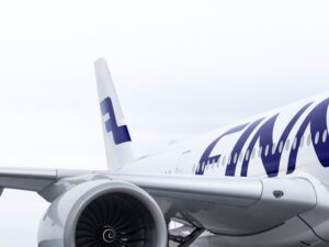 “Finnair” aviaşirkətinin təyyarəsi Bakıda təcili eniş edib