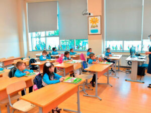 Bakıda müəllimlərin maaşı açıqlanıb