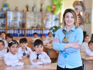 Müəllimlərin və şagirdlərin NƏZƏRİNƏ: Bu tarixlərdə dərs OLMAYACAQ