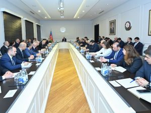 Elm və təhsil naziri rektorlarla görüşüb