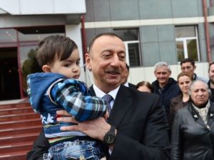 Prezidentə YAZIRLAR: “Xalqımız seçimində yanılmadığı üçün qürur hissi keçirir”