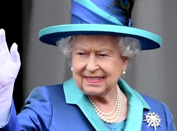 Britaniya Kraliçası Azərbaycan Prezidentini təbrik etdi Britaniya Kraliçası Azərbaycan Prezidentini təbrik etdi