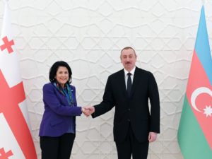 İlham Əliyev Gürcüstan prezidentini təbrik edib