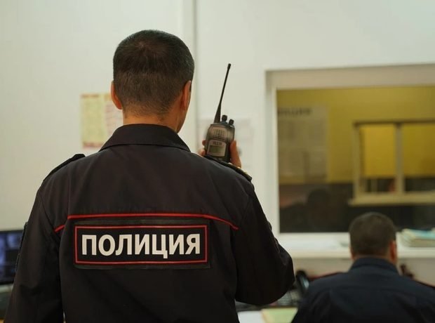 Kişi 7 nəfəri güllələyərək öldürüb Kişi 7 nəfəri güllələyərək öldürüb