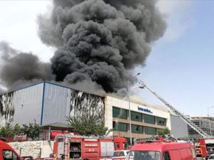 Tibbi avadanlıq istehsalı fabrikində YANĞIN