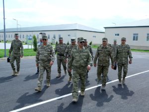 Cəbhəboyu zonada yeni inşa edilmiş hərbi hissələrin açılışı və tikintisi davam etdirilən obyektlərə baxış keçirilib — VİDEO