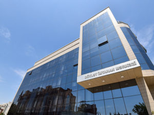 Universitet və kolleclərə ərizə qəbulu davam edir