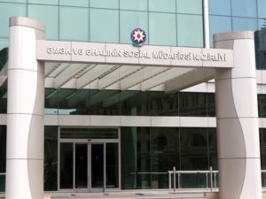 İctimai işlərə cəlb olunan şəxslərin əməkhaqqı kartları ilə bağlı yoxlamalar başlayıb