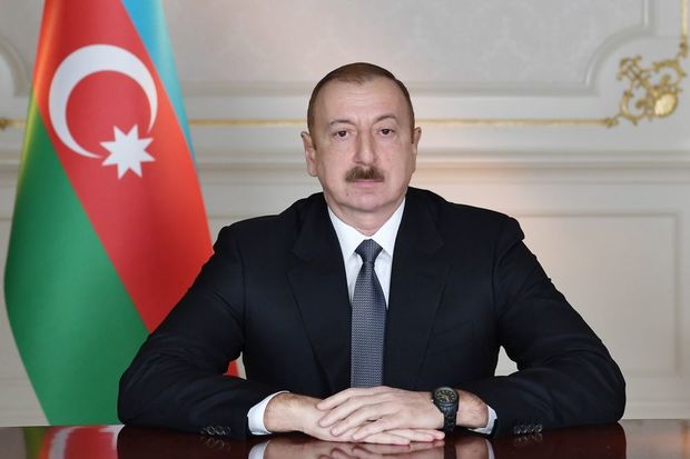 İlham Əliyev Azərbaycan xalqını təbrik edib İlham Əliyev Azərbaycan xalqını təbrik edib