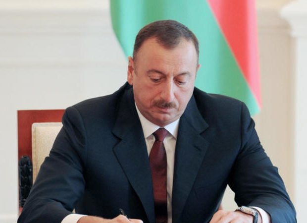 Prezident Biləsuvarda əkin sahələrinin su təminatının yaxşılaşdırılması üçün pul ayırıb Prezident Biləsuvarda əkin sahələrinin su təminatının yaxşılaşdırılması üçün pul ayırıb