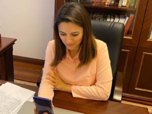 Millət vəkili Sevinc Fətəliyeva seçiciləri onlayn qəbul edib