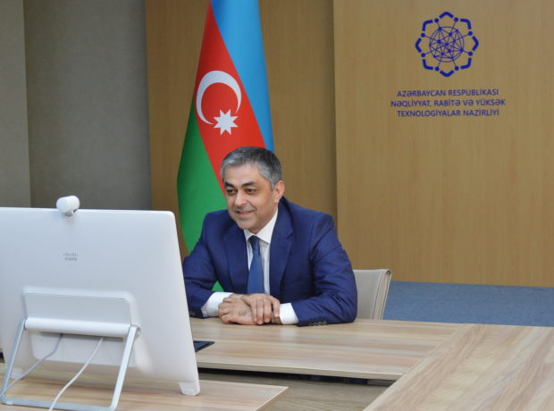 Nazir Ramin Quluzadə uşaqlarla onlayn formatda görüşüb Nazir Ramin Quluzadə uşaqlarla onlayn formatda görüşüb