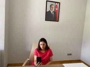 Millət vəkili Sevinc Fətəliyeva seçiciləri onlayn qəbul edib