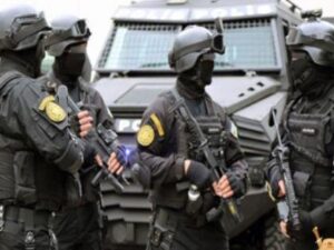 SON DƏQİQƏ! Polis bu rayonda əməliyyata başladı: Dəstə tutuldu (VİDEO)