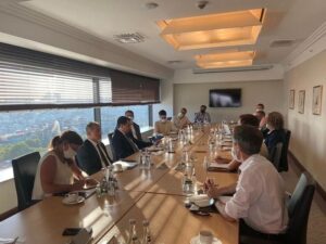 Hikmət Hacıyev İstanbulda beynəlxalq media qurumlarının nümayəndələri ilə müzakirələr apardı