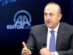 Çavuşoğlu: “Ermənistanın Azərbaycana hücumlarına cavab verilməlidir”