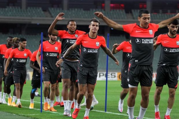 “Neftçi” bu gün “Qalatasaray”la qarşılaşır “Neftçi” bu gün “Qalatasaray”la qarşılaşır