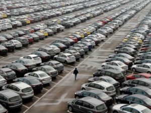 Azərbaycanda bu maşınlar hərracda ucuz satılacaq: “Ford”, “Skoda”, “Nissan” 3-9 min manat – SİYAHI