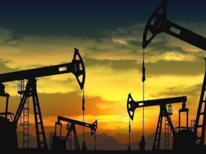 Dünya bazarında neftin qiyməti