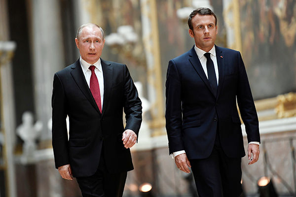 Putin və Makron Dağlıq Qarabağdakı vəziyyəti müzakirə etdilər Putin və Makron Dağlıq Qarabağdakı vəziyyəti müzakirə etdilər