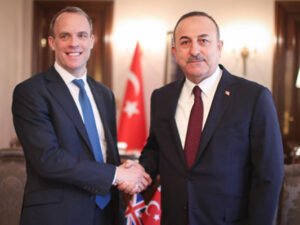 Çavuşoğlu İngiltərə XİN rəhbəri ilə Qarabağdan danışdı