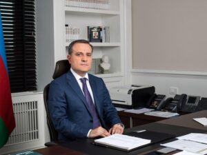 “Ermənistanın müharibə cinayətləri qətiyyətlə pislənilməlidir” — Ceyhun Bayramov