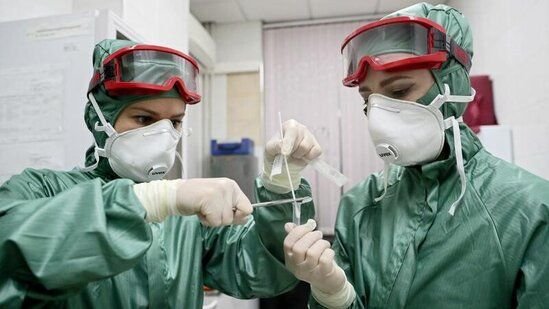 “Yoluxma sayı artdıqca ağır vəziyyətdə olan xəstələrin də sayı artır” – Xəbərdarlıq “Yoluxma sayı artdıqca ağır vəziyyətdə olan xəstələrin də sayı artır” – Xəbərdarlıq