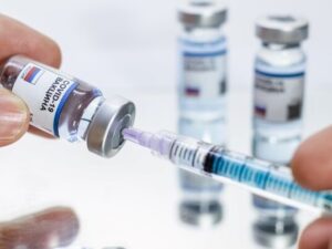 Əhali peyvənd olunmağa başladı – Əvvəlcə bu şəxslərə vurulacaq