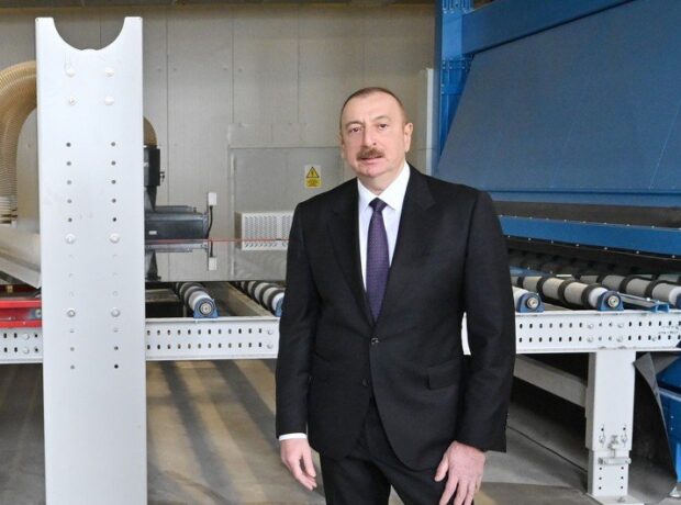 Prezident məmurlara XƏBƏRDARLIQ etdi Prezident məmurlara XƏBƏRDARLIQ etdi