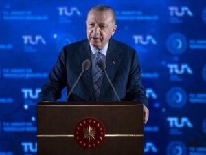 Ərdoğan: “2023-cü ildə Aya eniş edəcəyik”