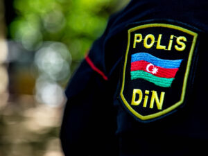 Azərbaycanda polis rəisinə xəsarət yetirildi
