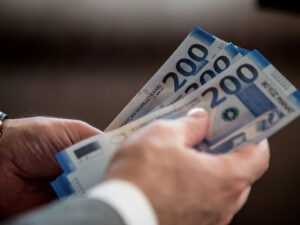 Bu müəllimlərin əməkhaqqı 50 faiz artırılıb