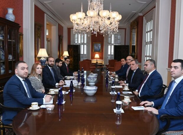 Azərbaycan və Ermənistan XİN rəhbərləri yaxın həftələrdə daha bir görüşün keçirilməsi barədə razılığa gəliblər Azərbaycan və Ermənistan XİN rəhbərləri yaxın həftələrdə daha bir görüşün keçirilməsi barədə razılığa gəliblər