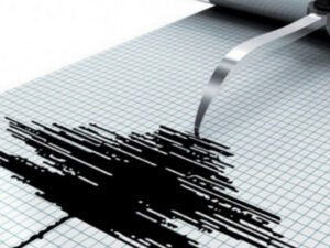 İranda zəlzələ olub İranda zəlzələ olub