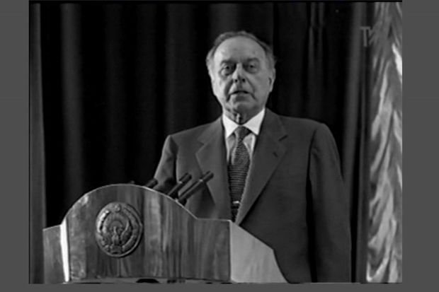 Özbəkistan Dövlət Televiziyası Heydər Əliyevə həsr olunmuş veriliş təqdim edib Özbəkistan Dövlət Televiziyası Heydər Əliyevə həsr olunmuş veriliş təqdim edib