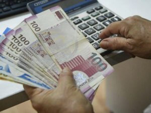 Bu şəxslərin maaşına edilən əlavələrin müddəti uzadıldı – RƏSMİ