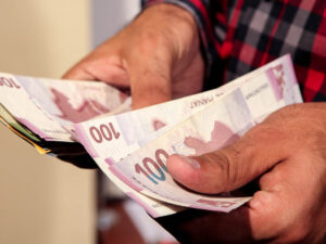 Azərbaycanda bu şəxslər dövlətdən 600 manat alacaq – Maaşlarına əlavələr də olacaq