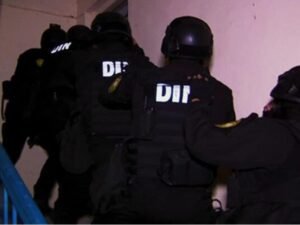 Polis dağlarda əməliyyat keçirdi – Silahlı şəxslər saxlanıldı – Şok görüntülər Polis dağlarda əməliyyat keçirdi – Silahlı şəxslər saxlanıldı – Şok görüntülər