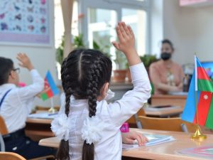 Kənd məktəbliləri ilə bir gün “Məktəbdə” – Yeni sosial layihə