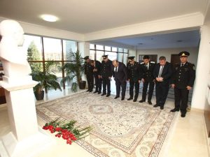 “Hüquqi dövlət quruculuğunda Heydər Əliyev irsi” mövzusunda dəyirmi masa  keçirilib