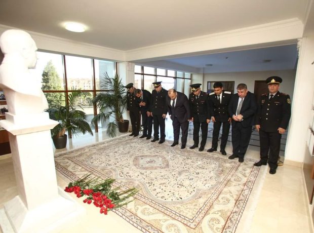 “Hüquqi dövlət quruculuğunda Heydər Əliyev irsi” mövzusunda dəyirmi masa keçirilib “Hüquqi dövlət quruculuğunda Heydər Əliyev irsi” mövzusunda dəyirmi masa keçirilib