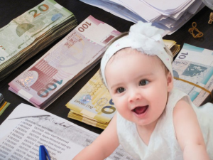 Bu şəxslərə uşağa görə əlavə pul VERİLƏCƏK