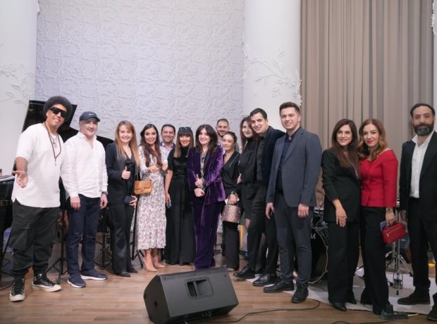 Leyla Əliyevanın təşəbbüsü ilə “Ürəkdən-ürəyə” adlı konserti keçirilib (FOTO) Leyla Əliyevanın təşəbbüsü ilə “Ürəkdən-ürəyə” adlı konserti keçirilib (FOTO)
