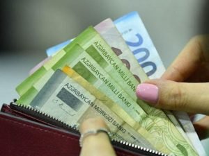 Müəllimlərin əməkhaqları nə qədər artacaq?