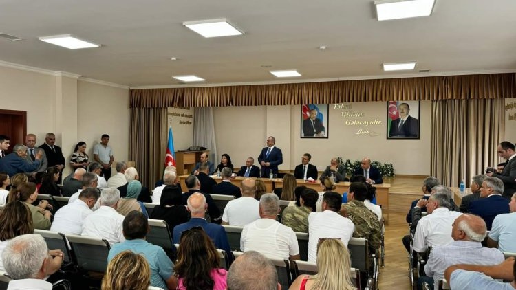 Yeni Suraxanı qəsəbəsində sakinlərlə səyyar görüş keçirilib