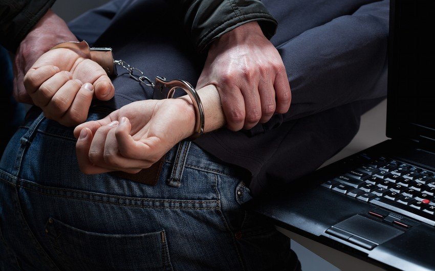 Beynəlxalq axtarışda olan şəxs Gürcüstandan Azərbaycana ekstradisiya edilib Beynəlxalq axtarışda olan şəxs Gürcüstandan Azərbaycana ekstradisiya edilib