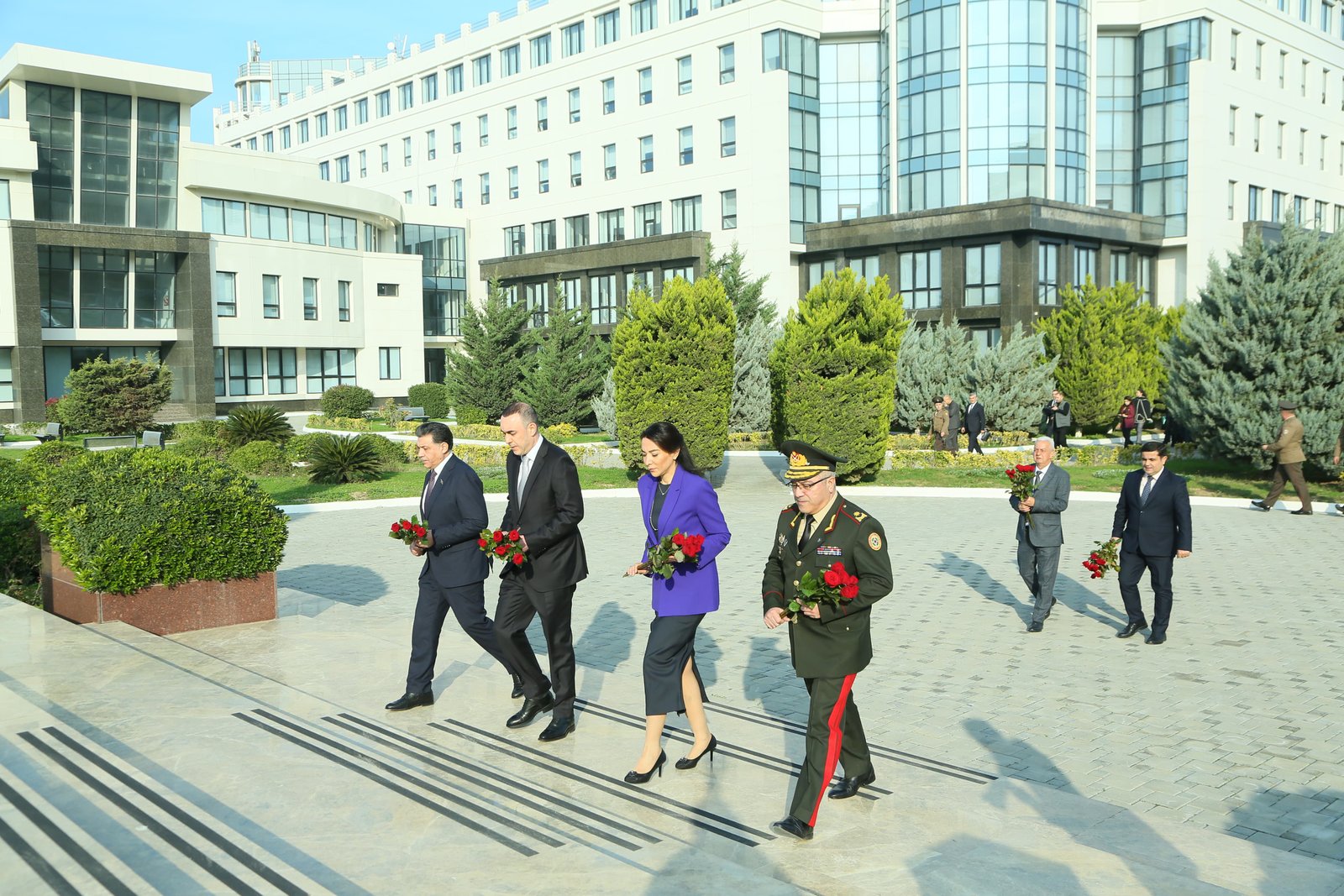 FHN və Ombudsman Aparatının birgə təşkilatçılığı ilə konfrans keçirilib